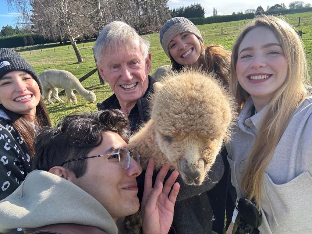 Silverstream Alpaca Farmstay & Tour Kaiapoi Exterior photo